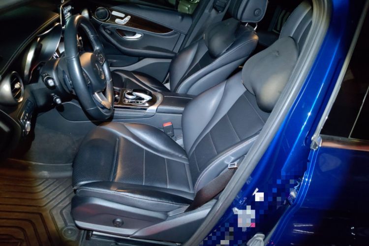 Used Mercedes-Benz GLC 2018 Facelift GLC 260 4MATIC Luxury Edition Left Front Seat