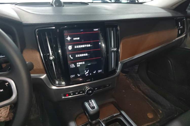 Used Volvo S90 2019 T5 Zhiya Edition
