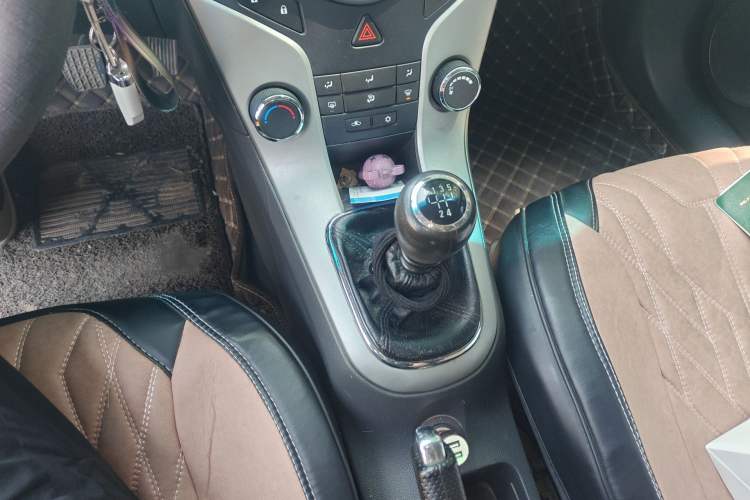 Used Chevrolet Cruze 2013 1.6L SE MT
