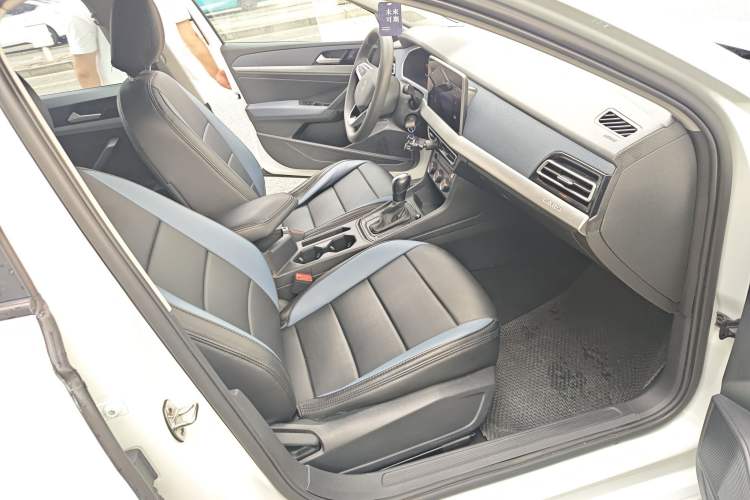 Used Volkswagen Lavida 2023 1.5L Automatic De Yi Edition Right Front Seat