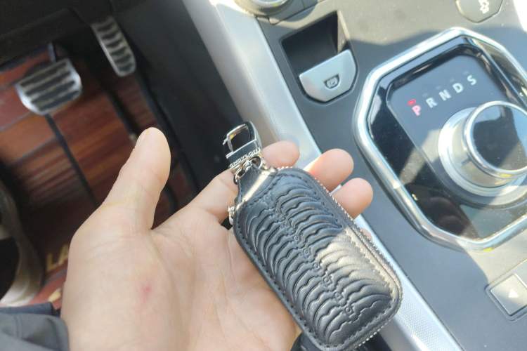 Used Land Rover Range Evoque 2012 2.0T 5-Door Ignite Edition
