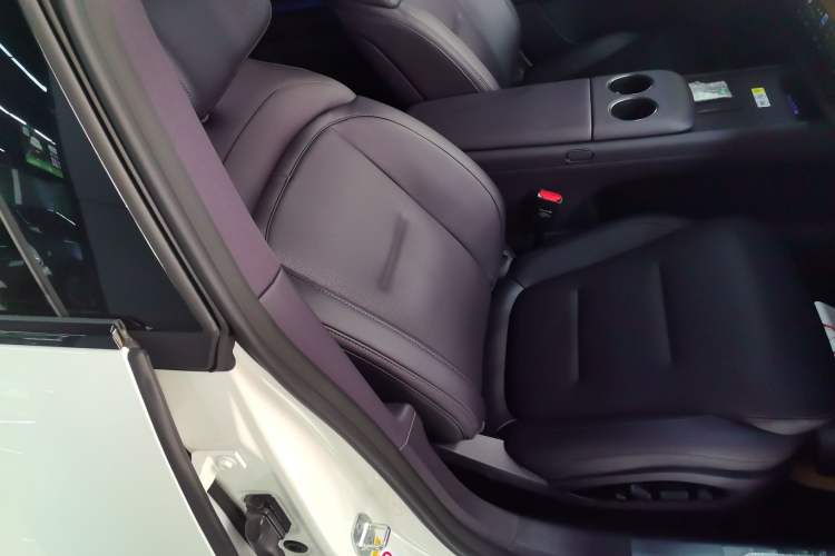 Used Avatr 06 2025 Ultra Pure Electric Edition