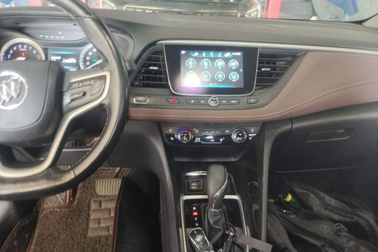 Used Buick GL6 2018 18T 5-seat Luxury Model