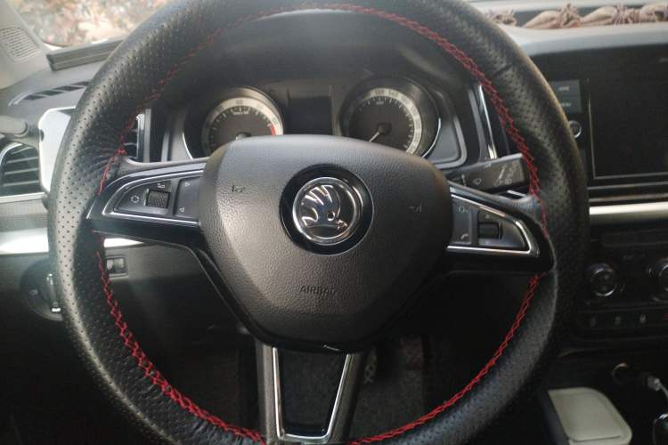 Used Skoda Kamiq 2018 1.5L Automatic Comfort Edition China VI Standard
