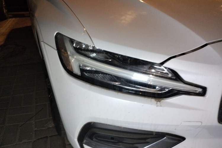 Used Volvo S60 2021 T4 Zhiyuan Luxury Edition Exterior 6