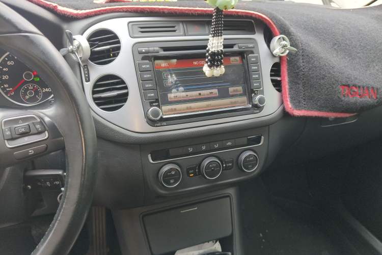 Used Volkswagen Tiguan L 2015 1.8TSI Automatic Two-Wheel Drive Comfort Edition