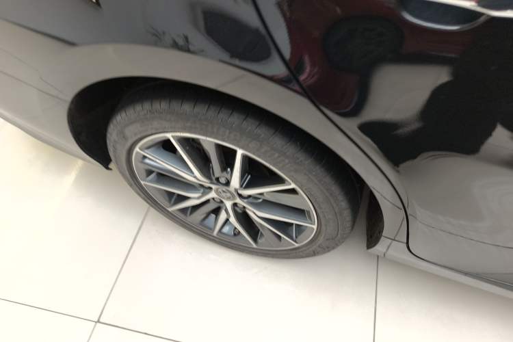 Used Toyota Camry 2021 2.5G Luxury Edition
