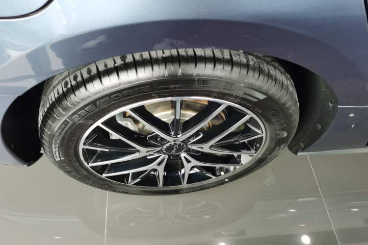 Used BYD Seal 07 DM-i 2025 DM-i 1.5L 125km Prestige Model Exterior 5