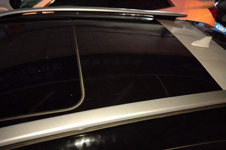 Used Kia kx1 Stonic 2021 1.4L CVT Fun & Sunroof Model