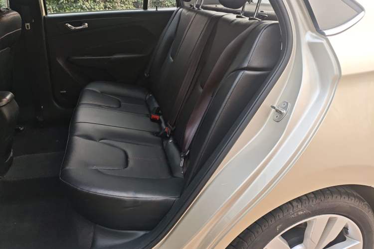 Used Chery Arrizo 5 2016 1.5L Manual Lingchao Edition