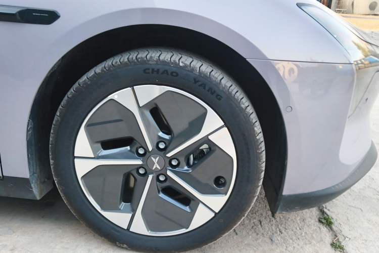 Used XPeng MONA M03 2025 515 Long-Range Plus Right Front Wheel Hub