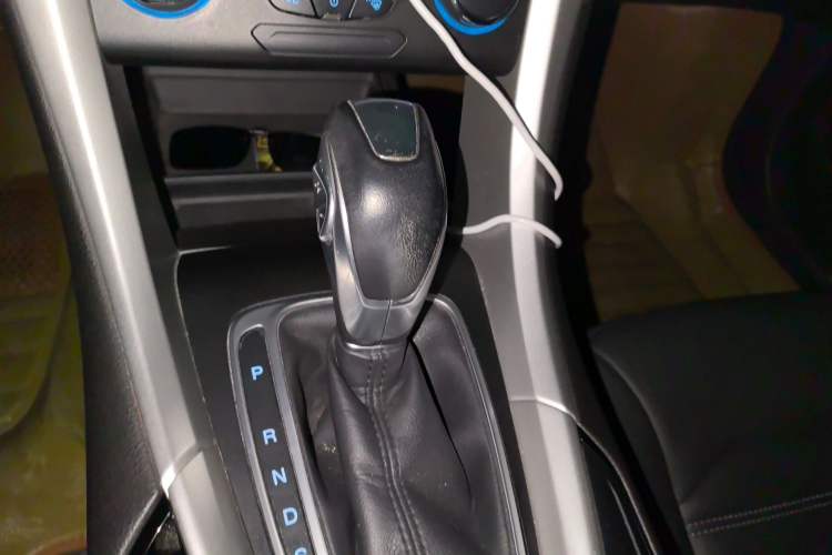 Used Ford Mondeo 2013 1.5L GTDi180 Fashion Edition Gear Lever