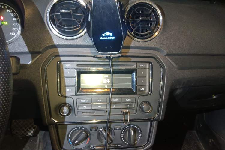 Used Volkswagen Jetta 2019 Dream Edition 1.5L Automatic Fashionable Version