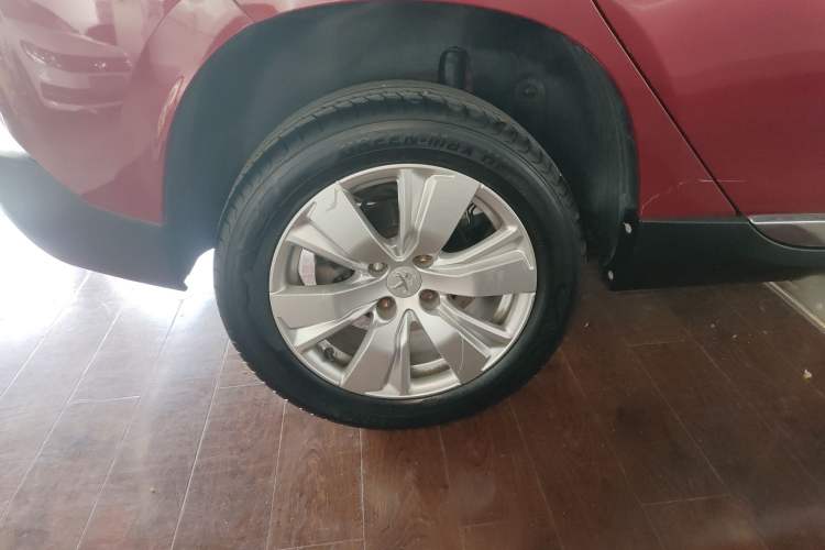 Used Peugeot 2008 2014 1.6L Automatic Fashion Edition Right Rear Wheel Hub