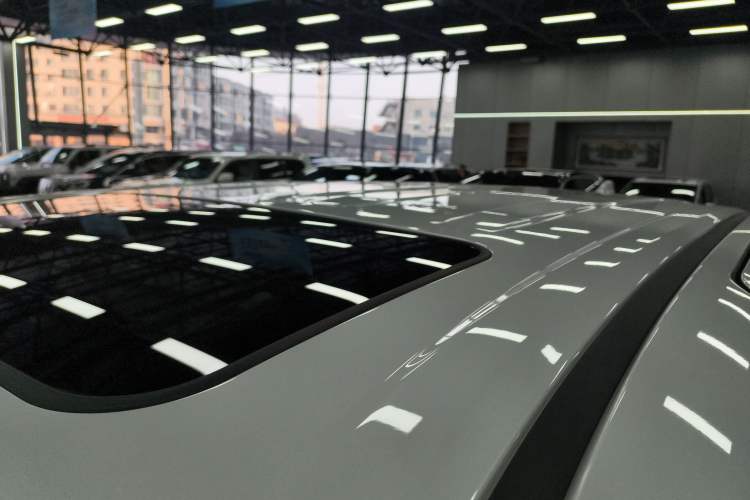 Used Toyota Granvia 2023 2.5L Hybrid Comfort Edition