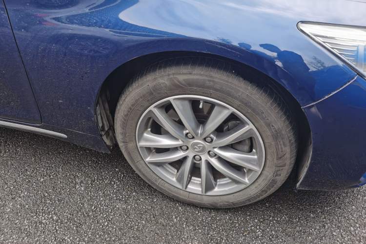 Used Infiniti Q50L 2018 2.0T Comfort Edition China V Standard Right Front Wheel Hub