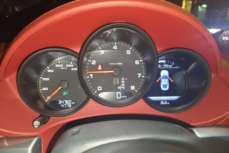 Used Porsche 718 2020 Cayman 2.0T
