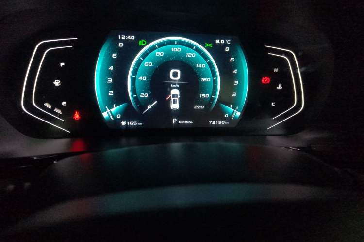 Used CHANGAN OSHAN X5 2021 1.6L CVT Luxury Model