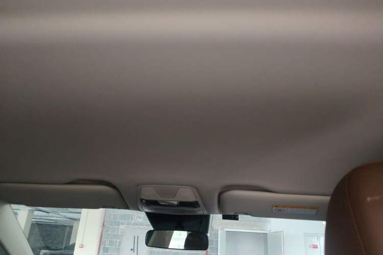 Used Hongqi E-QM5 2024 610 km PLUS