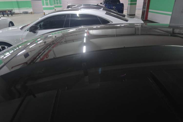 Used Mercedes-Benz E-Class 2019 E 200 L Roof