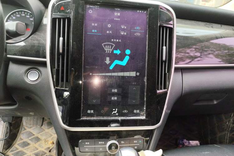 Used BYD Song MAX 2017 1.5T Automatic Smart Connect Elite 7-Seater
