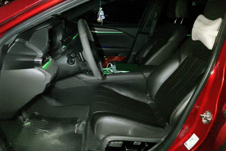 Used Mazda Atenza 2020 2.5L Sky Blue Prestige Edition Left Front Seat