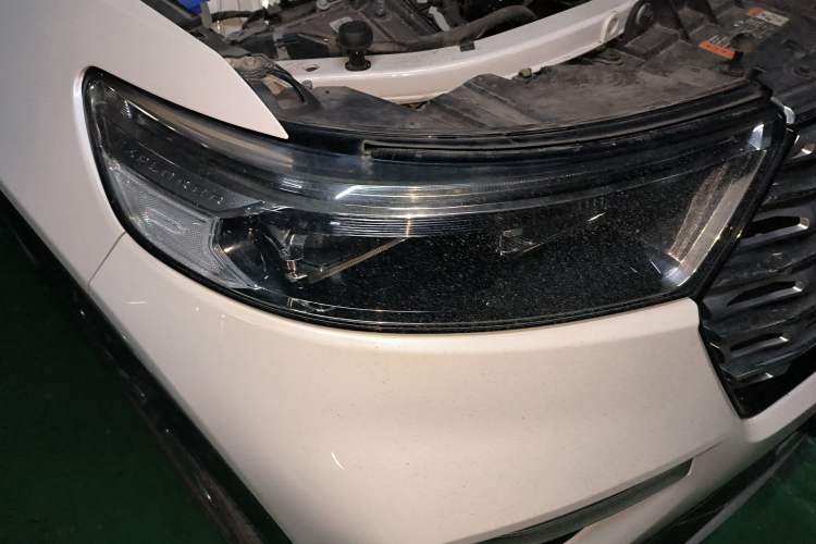 Used Ford Explorer 2020 EcoBoost 285 4x4 Titanium Edition 6 Seats