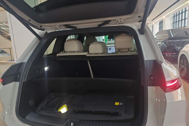 Used Li Auto L6 2024 Max
