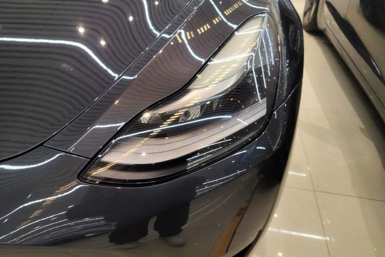 Used Tesla Model Y 2024 Rear-Wheel-Drive Version
