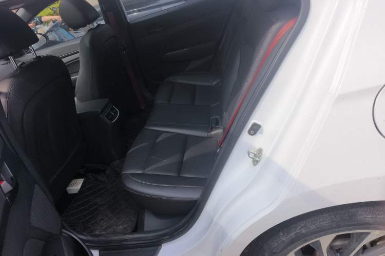 Used Hyundai Elantra (6th Generation / Lingdong) 2019 1.4T Dual-Clutch Xuan Dong · Dynamic Model