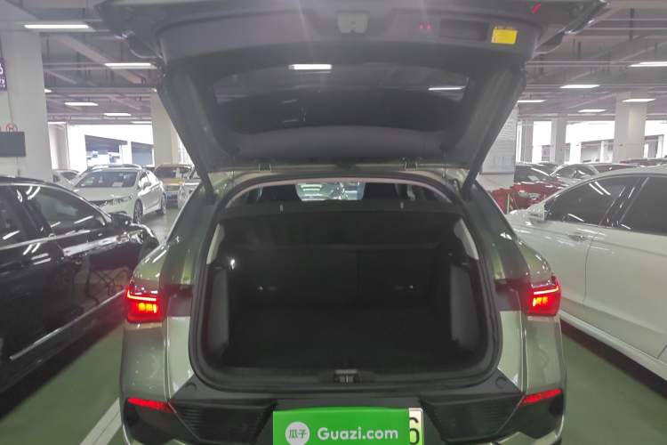 Used BYD Yuan PLUS 2022 510KM Flagship PLUS Trunk