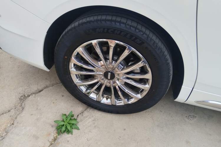 Used Wey Gaoshan 2023 Four-Wheel Drive Flagship Edition Right Rear Wheel Hub