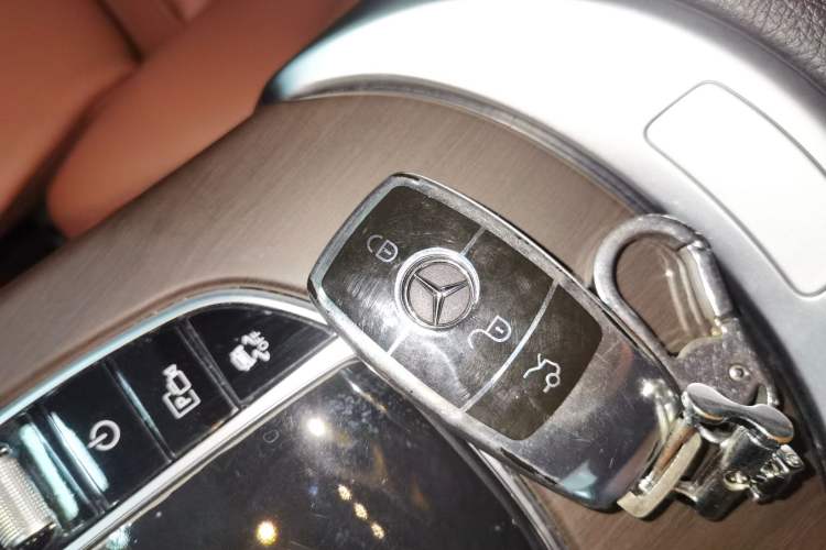 Used Mercedes-Benz GLC 2020 Facelifted GLC 260 L 4MATIC Dynamic Edition
