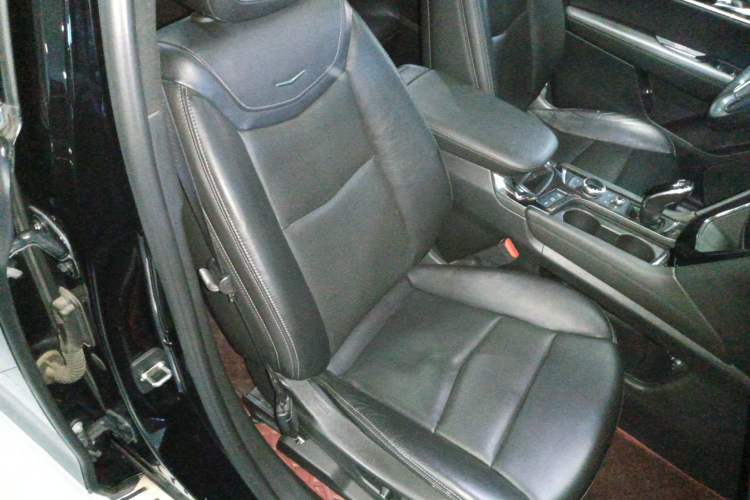 Used Cadillac XT5 2020 28T Luxury Version