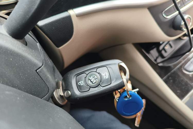 Used Buick Verano 2017 Sedan 15S Automatic Leading Model Vehicle Key