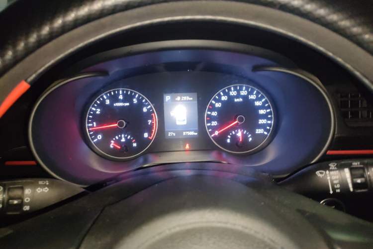 Used Kia KX Cross 2017 1.4L AT GLS