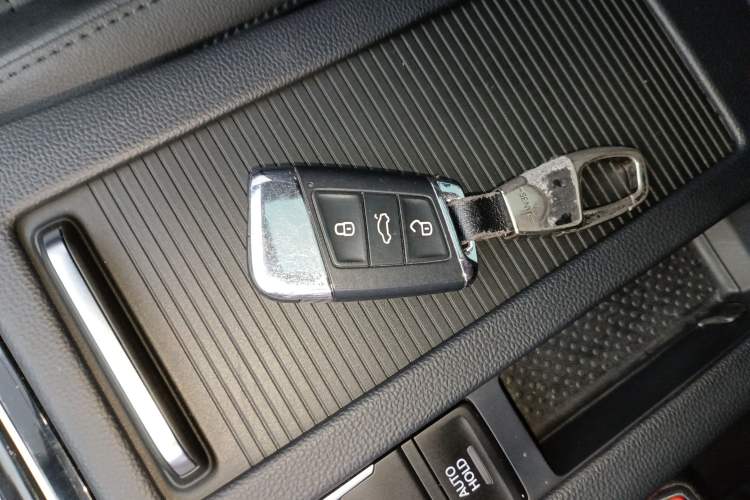 Used Volkswagen Magotan 2019 330TSI DSG Luxury Version China VI Standard
