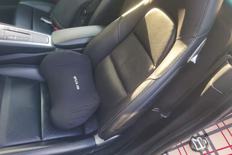 Used Porsche 718 2016 Cayman 2.0T Left Rear Seat