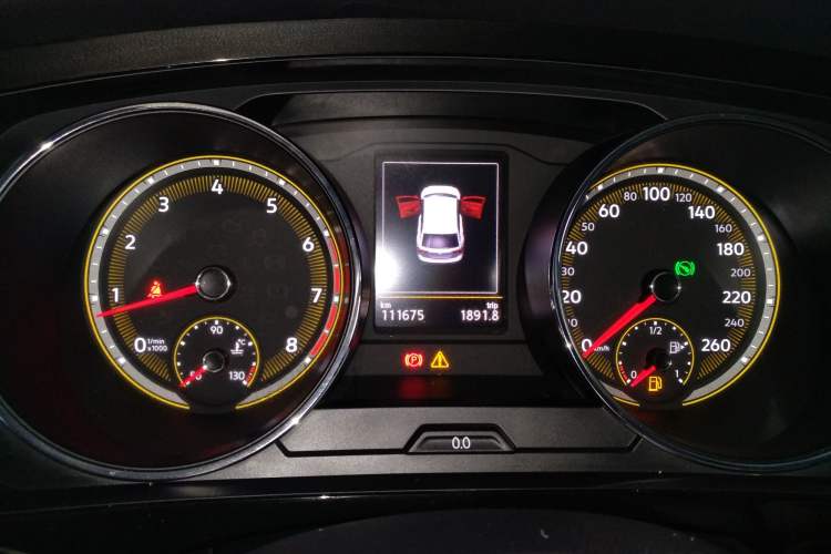 Used Volkswagen Tiguan L 2019 Revised 330TSI Automatic Two-Wheel Drive Smart & Luxury Edition China VI Standard Instrument Cluster