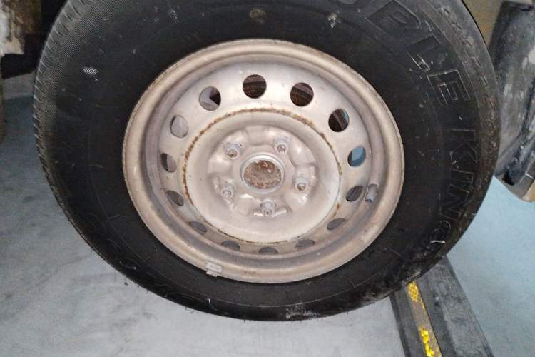 Used CHANGAN KAICHENG Star 9 2015 1.5L Standard 4G15S Right Front Wheel Hub