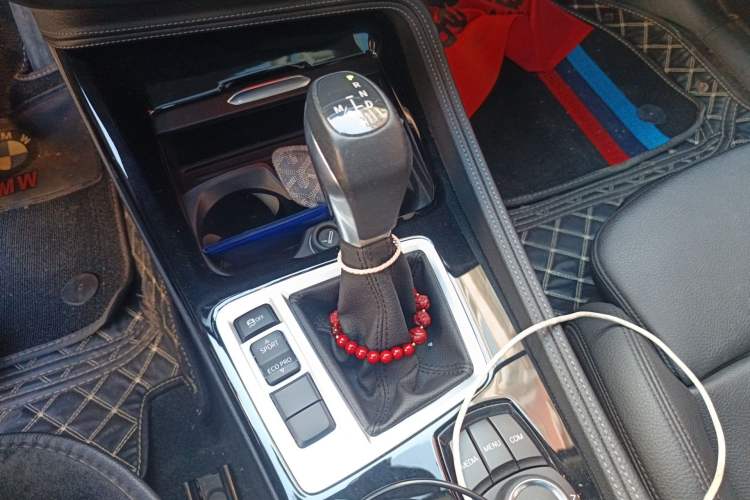 Used BMW 1 Series 2018 118i Sport Edition Gear Lever