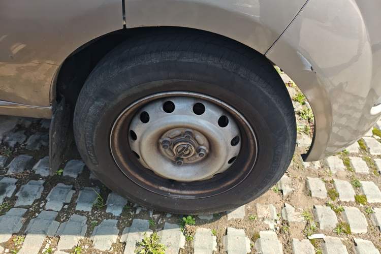 Used Jinbei Hiace X30 2021 1.5L Wealthy Single-Steaming Air-Conditioned Van China VI Standard SWC15M Right Front Wheel Hub