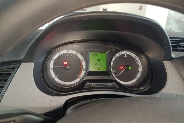 Used Skoda Fabia 2016 1.4L Automatic Car Enjoy Edition