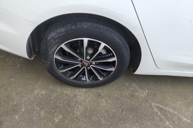 Used Roewe i5 2020 1.5L Manual 4G Connect Leehao Flagship Edition
