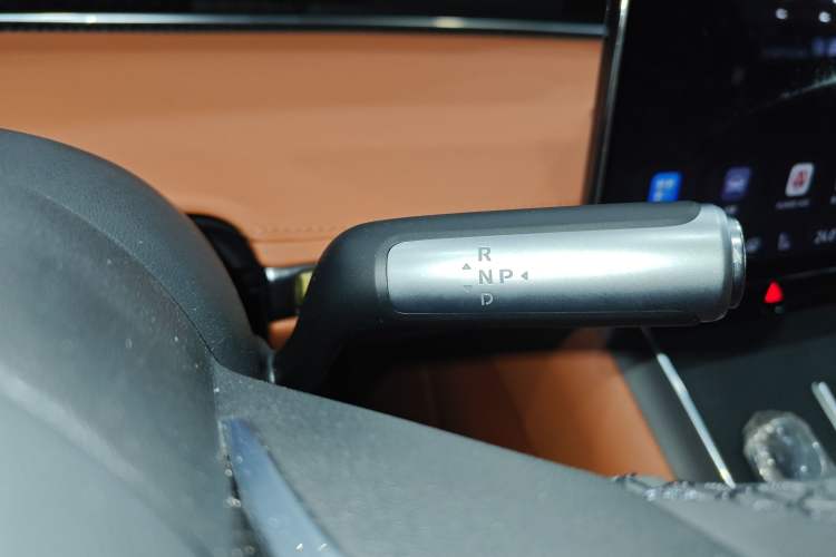 Used Hima S9T 2025 Model Range-Extended Ultra Long-Range Version Gear Lever