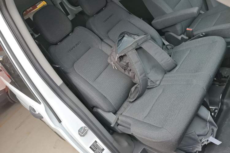 Used Ford Transit 2023 2.0T Diesel Manual Multifunction Commercial Vehicle Short Wheelbase Low Roof 5/6 Seats