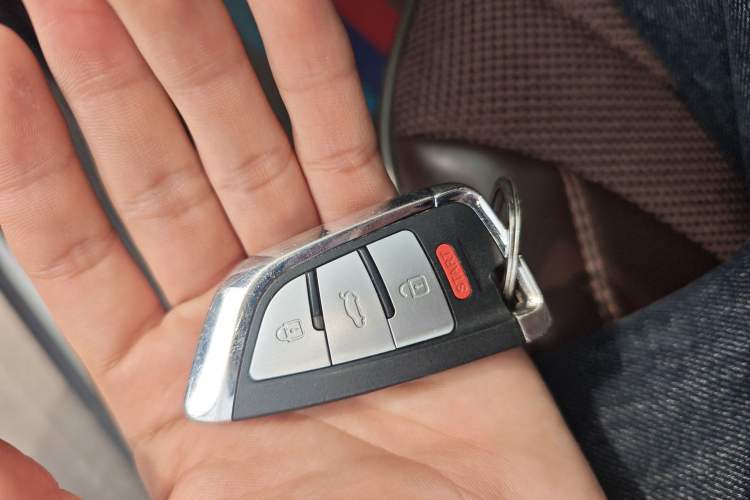 Used Volkswagen C-TREK 2018 230TSI DSG Comfort Model
