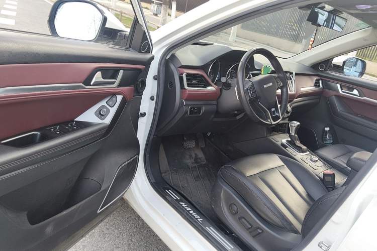 Used Haval H6 Coupe 2018 Red-Label 1.5T Automatic Two-Wheel Drive Ultra-Luxury Model Driver Seat
