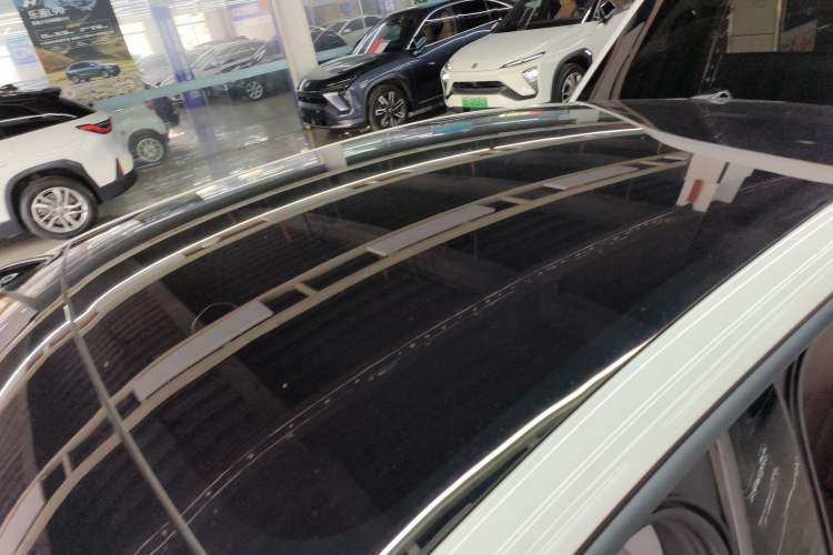 Used ONVO L60 2024 60 kWh Rear-Drive Version