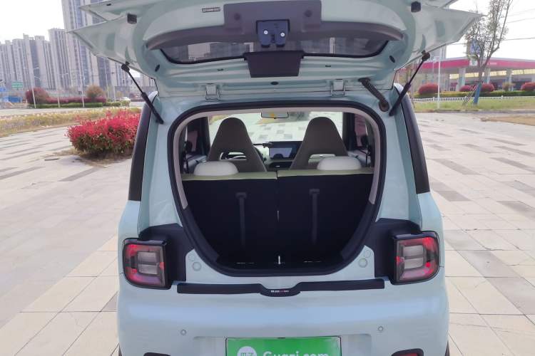 Used Geely Galaxy Panda 2023 Panda Mini 200km Endurance Bear